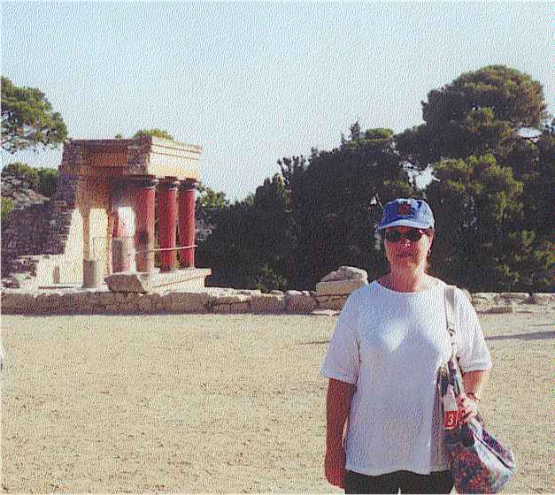 Knossos.jpg (55518 bytes)